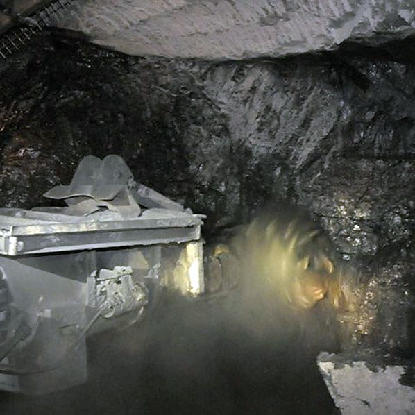 Baňa PG Silesia Razenie dovrchnej steny č. 334 a zosilnenie križovania K7