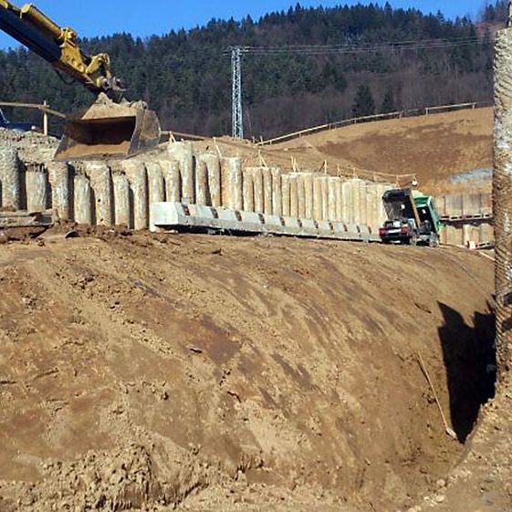 Tunel Považský Chlmec – “Korytnačka” Tunel Považský Chlmec - "Korytnačka"