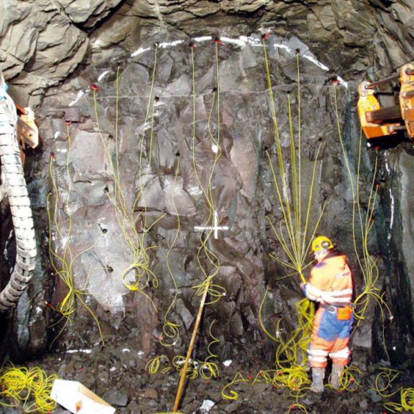 Tunelový privádzač elektrárne Kárahnjúkar, Island Tunelový privádzač elektrárne Kárahnjúkar, Island