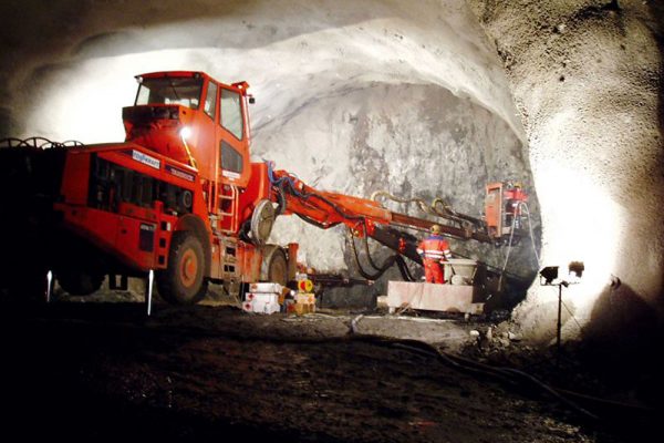 Tunelový privádzač elektrárne Kárahnjúkar, Island